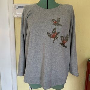 Boden Sweatshirt with Embroidered Birds XL